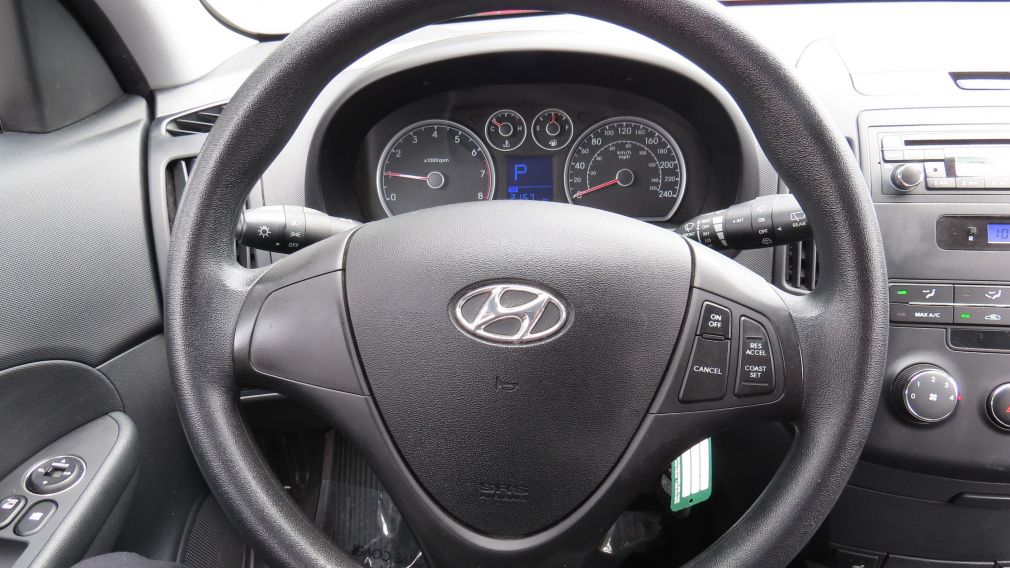 2012 Hyundai Elantra Touring L #16