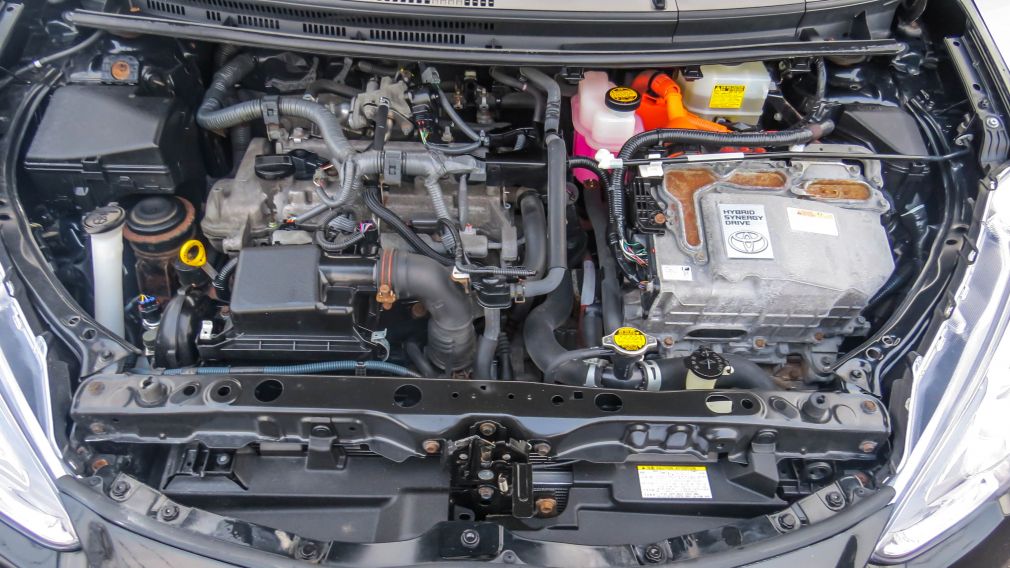 2015 Toyota Prius C 5DR HB AUT A/C ABS HYBRID BLUETOOTH GR ELECTRIQUE #9