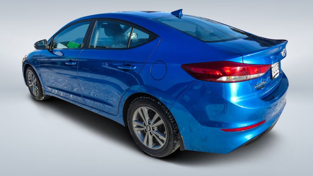 2017 Hyundai Elantra — photo 5