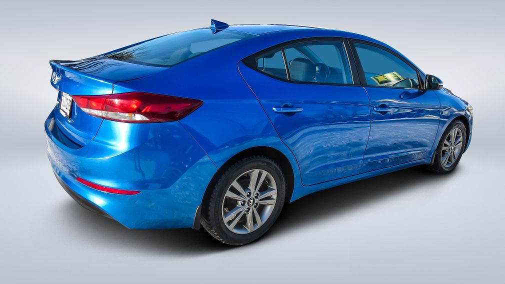2017 Hyundai Elantra — photo 7