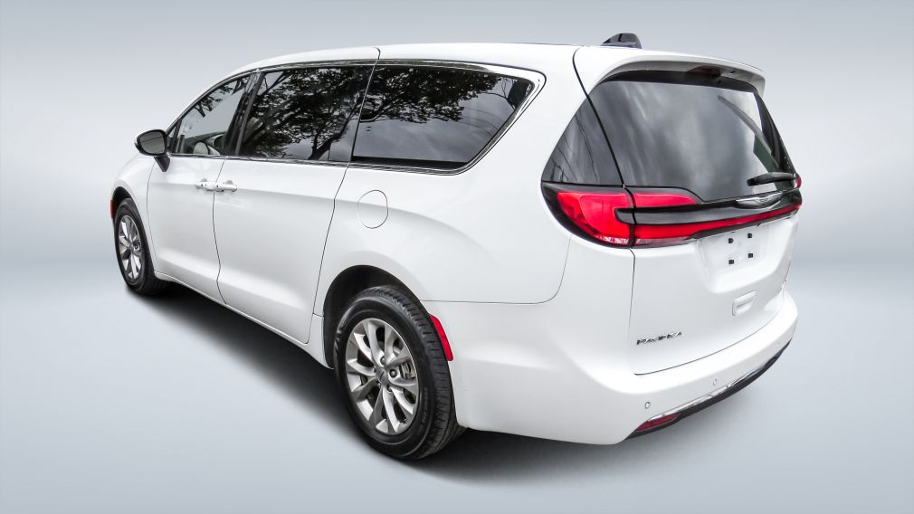 2023 Chrysler Pacifica — photo 5