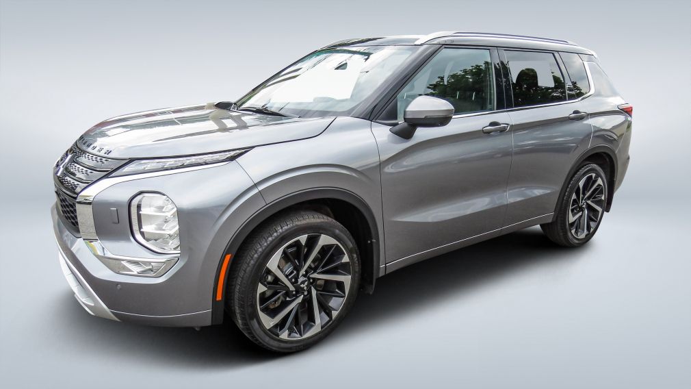 2023 Mitsubishi Outlander — photo 4