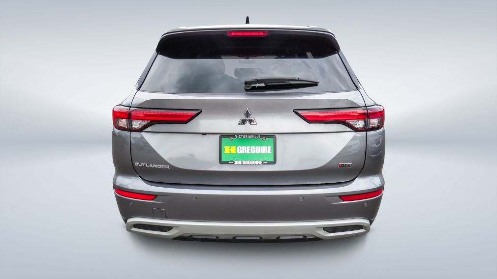 2023 Mitsubishi Outlander — photo 6
