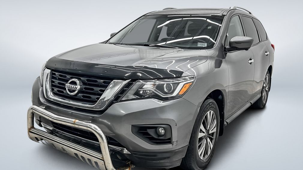 2017 Nissan Pathfinder — photo 3