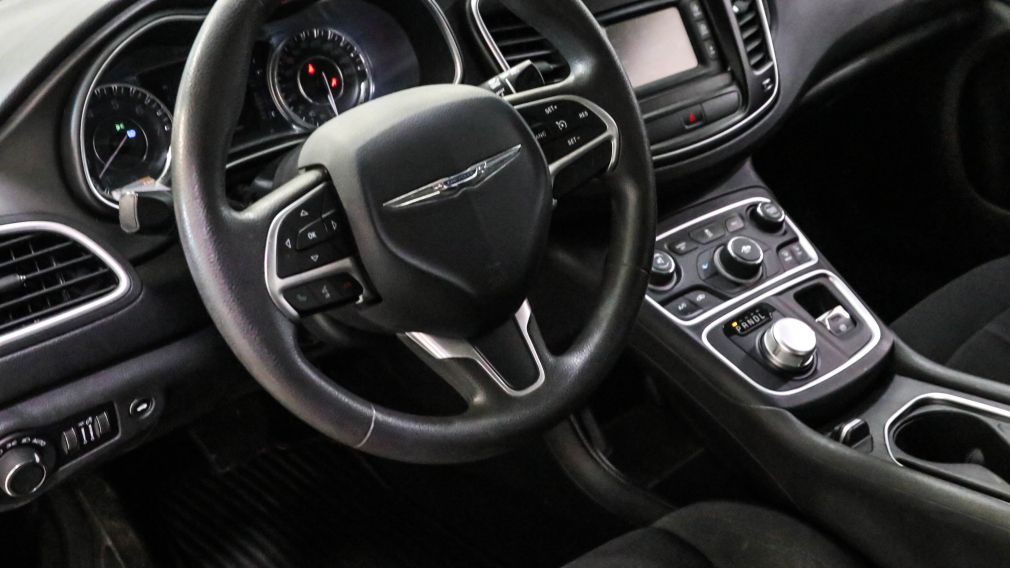 2016 Chrysler 200 LX, Confortable & Spacieux!, Sièges Chauffants, Cr #10