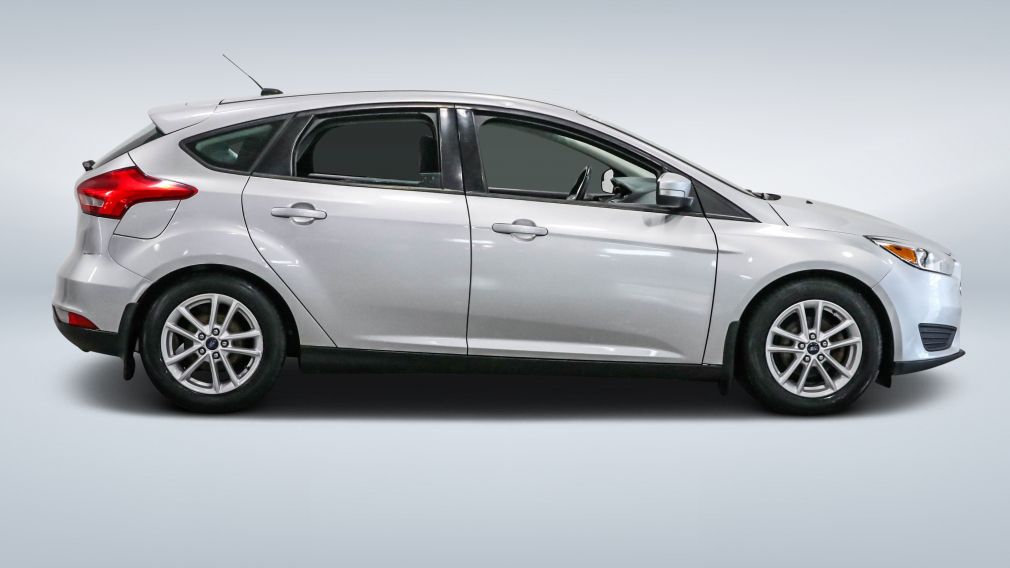2016 Ford Focus — photo 8
