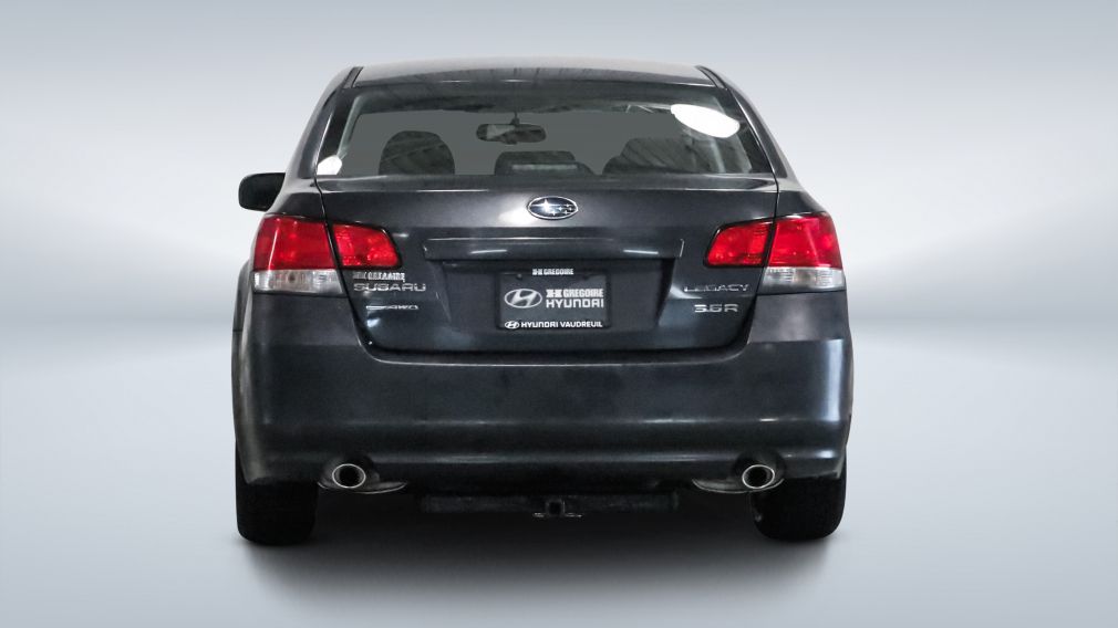 2010 Subaru Legacy — photo 6