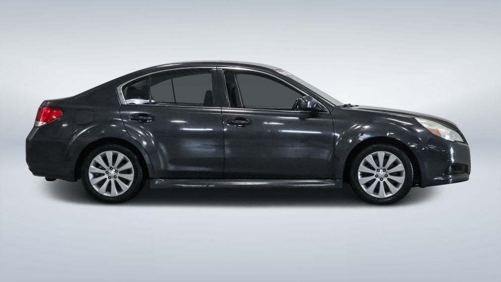 2010 Subaru Legacy — photo 8