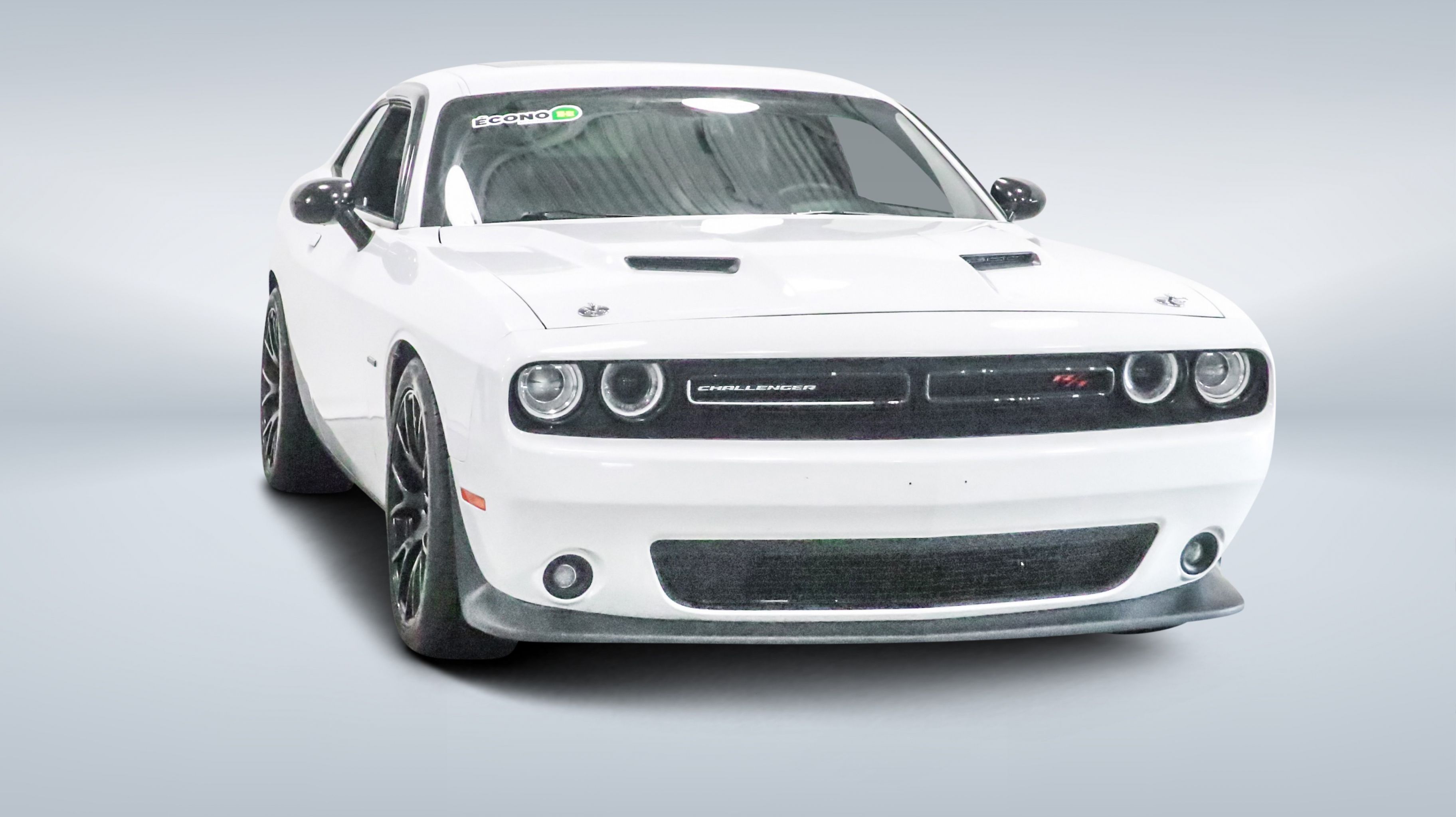 2016 Dodge Challenger — Monbili