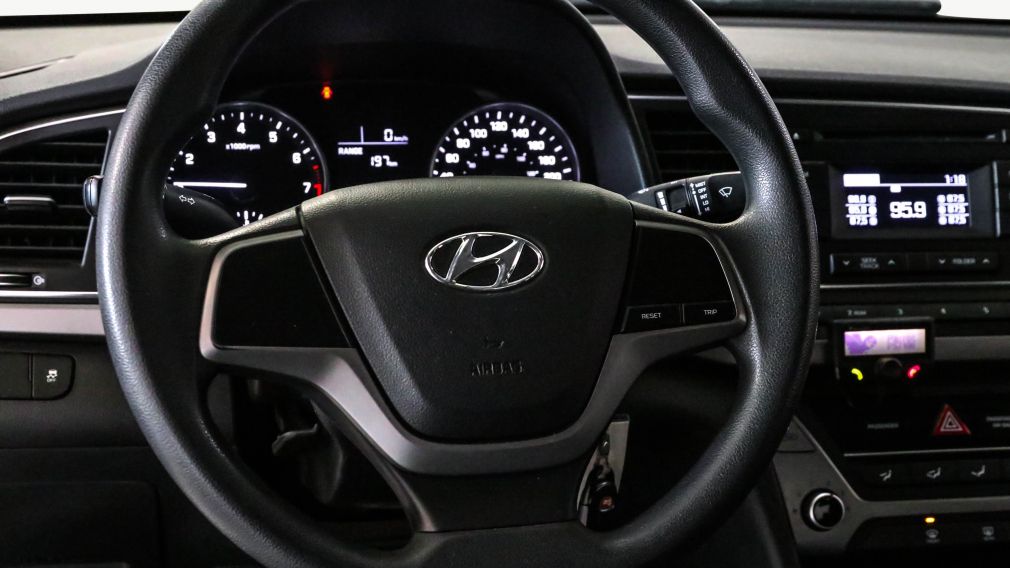 2017 Hyundai Elantra L, KM Autoroute seulement, Économique #19