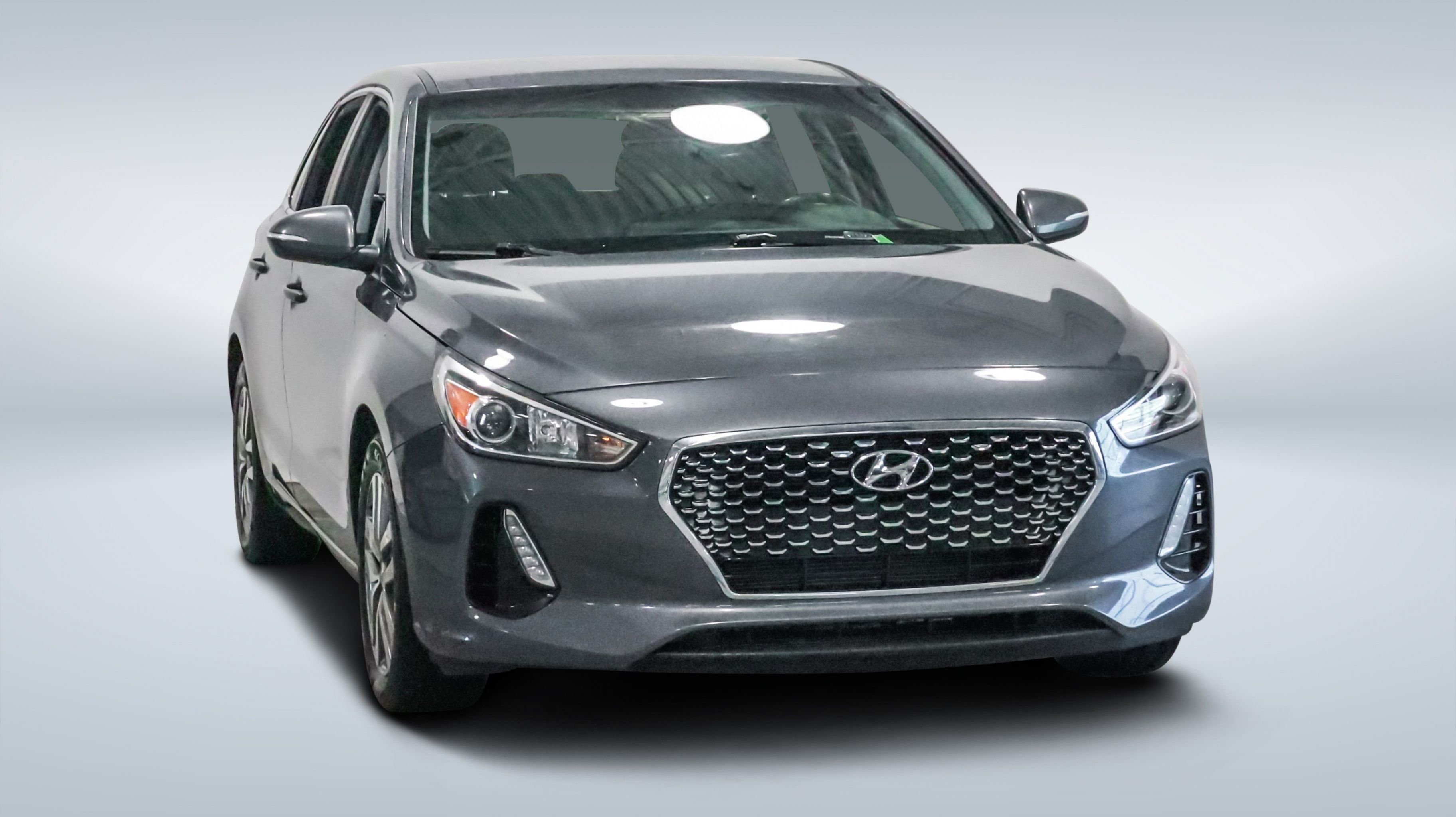 2018 Hyundai Elantra — Monbili