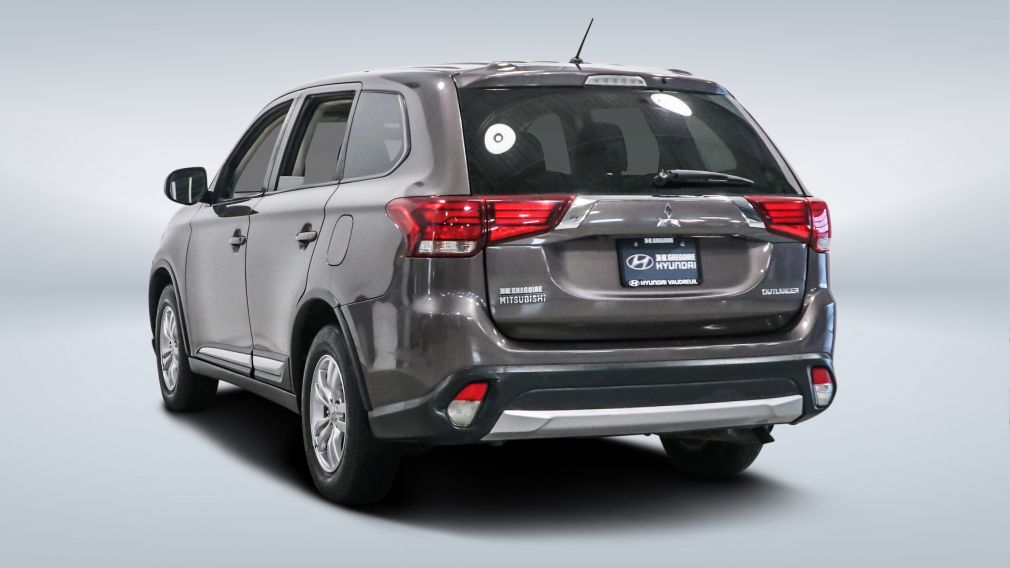 2016 Mitsubishi Outlander — photo 5