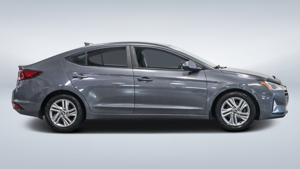 2019 Hyundai Elantra — photo 8